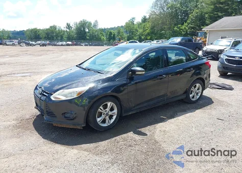 2013 Ford Focus Se z USA, uszkodzony, nr VIN 1FADP3F24DL261374